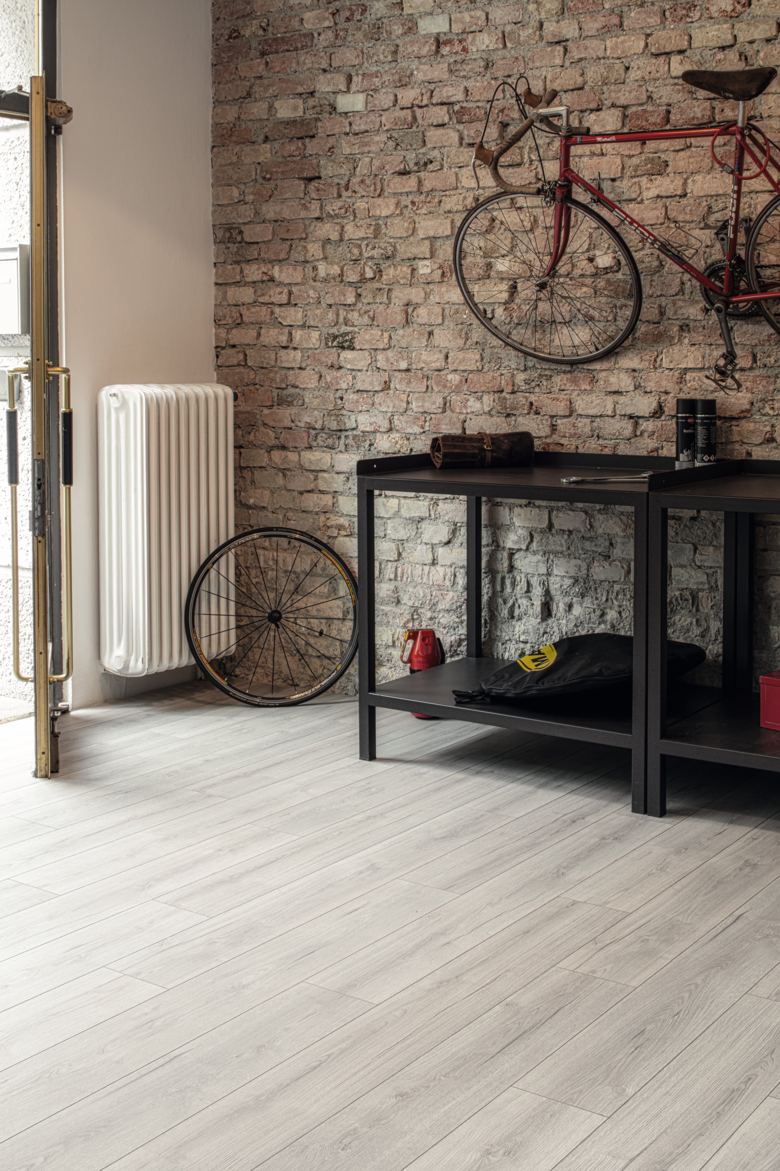 Piso Fotolaminado Oak 1ST K4426 RI (AQUApro)