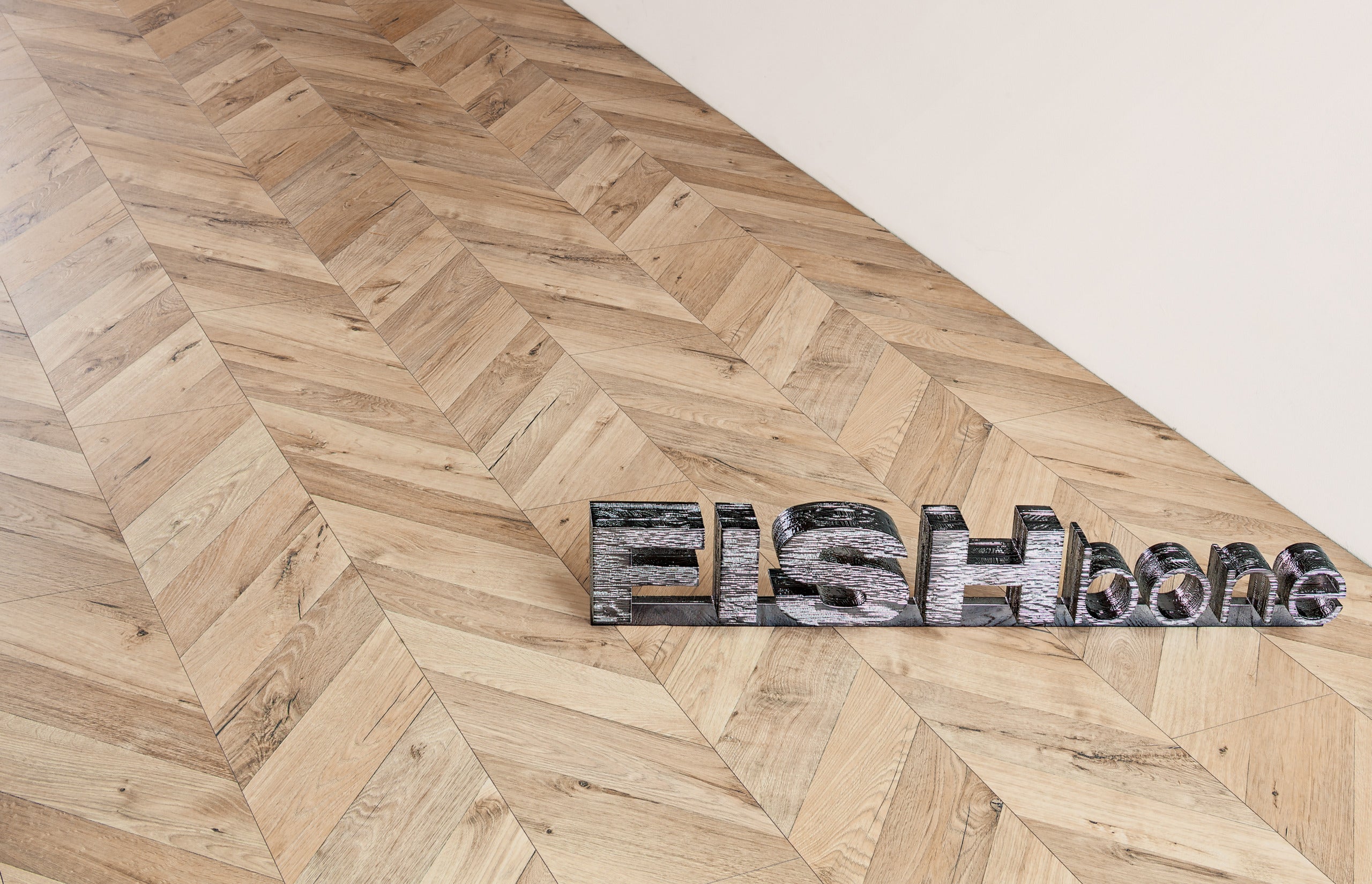 Piso Fotolaminado Oak 1ST K4378 RH Fishbone