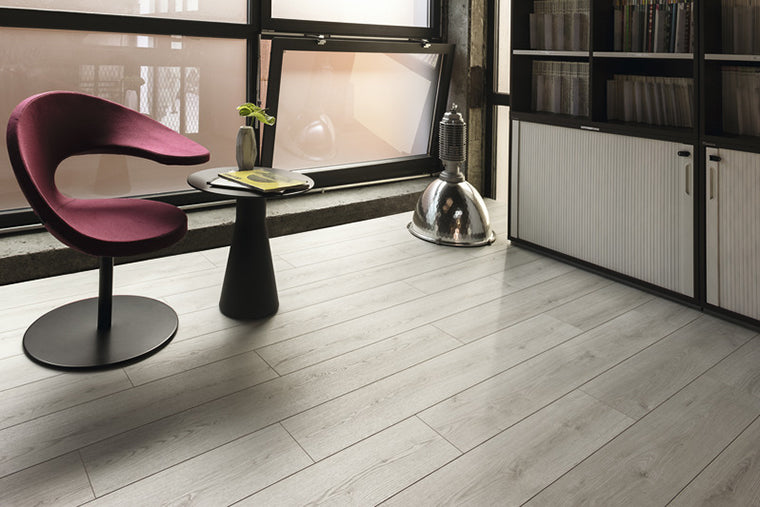 Piso Fotolaminado Oak 1ST K4419 RI