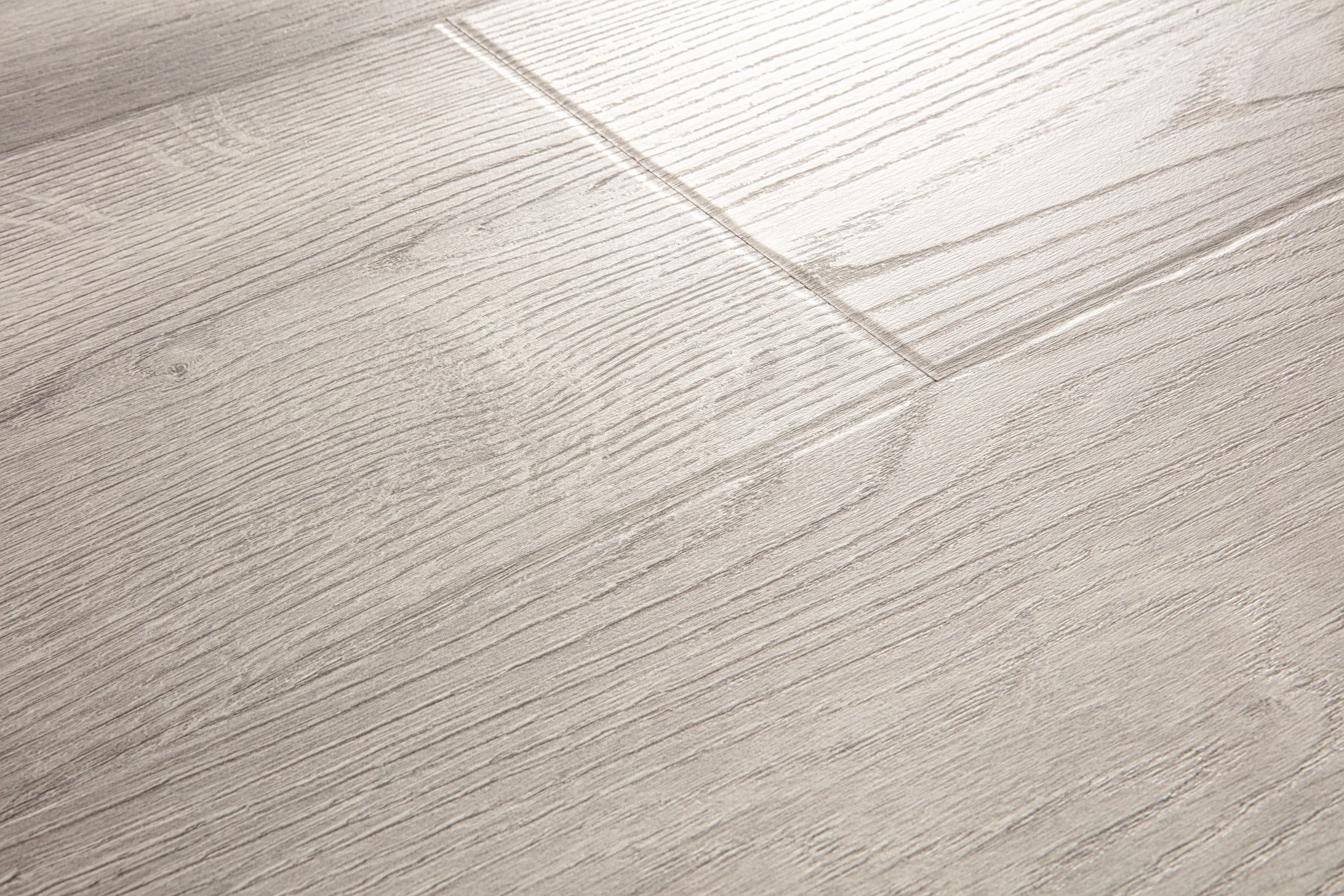 Piso Fotolaminado Oak 1ST K4442 HB (AQUApro)